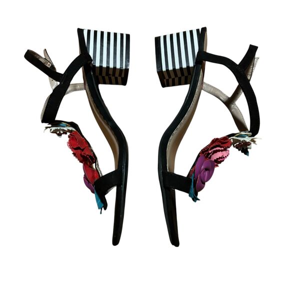 Betsey Johnson Andey Black and White Dress Sandals- Size 9 - Picture 4 of 9